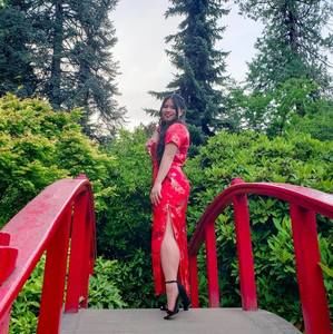 Meet your Posher, Mimi